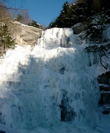 Grimont Au Calme Grand Terrain Circuit Cascades Du Herisson * Saugeot